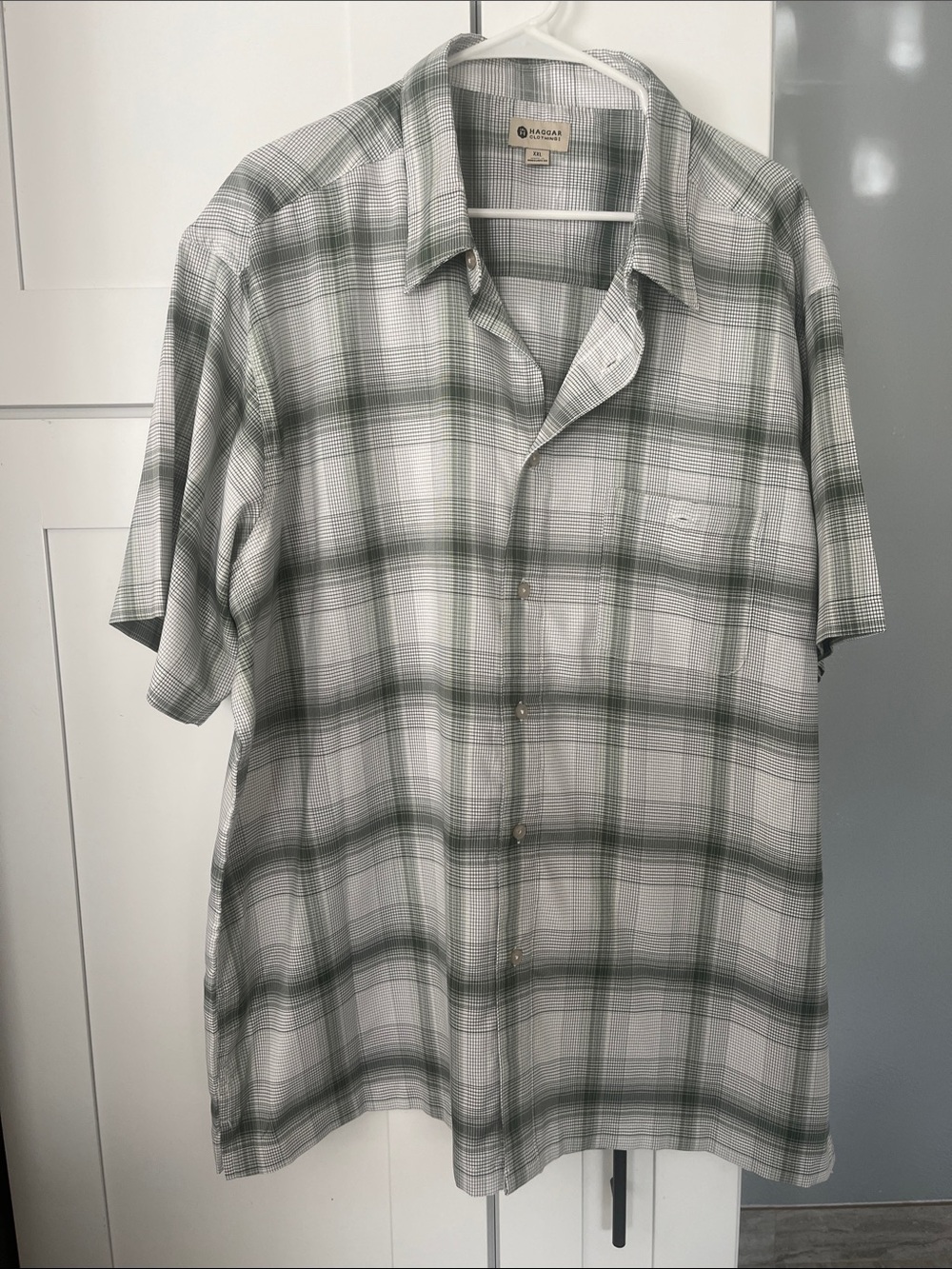 Haggar Green and White Plaid Short-Sleeve Button-Down Shirt